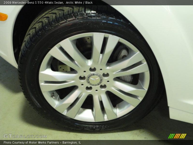 Arctic White / Black 2009 Mercedes-Benz S 550 4Matic Sedan