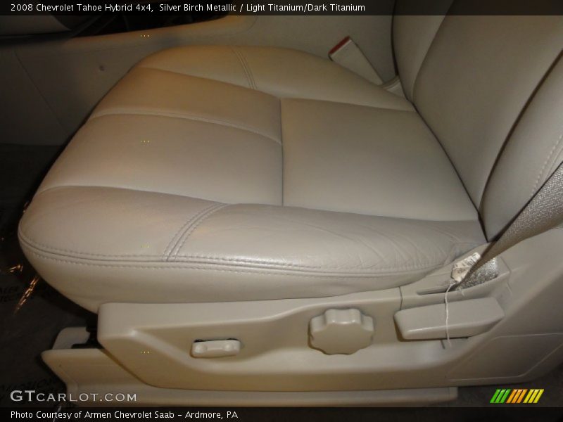 Silver Birch Metallic / Light Titanium/Dark Titanium 2008 Chevrolet Tahoe Hybrid 4x4