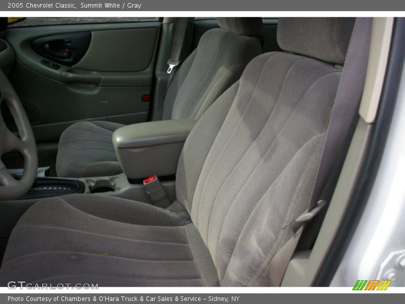 Summit White / Gray 2005 Chevrolet Classic