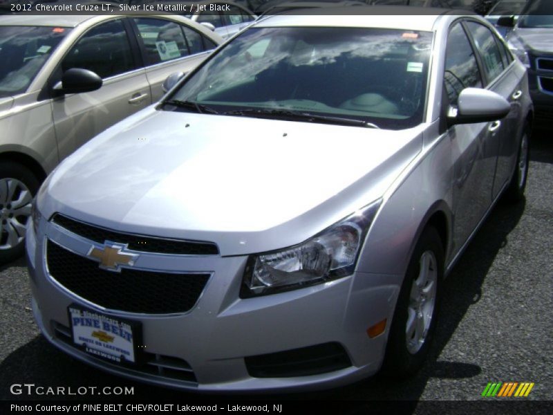 Silver Ice Metallic / Jet Black 2012 Chevrolet Cruze LT
