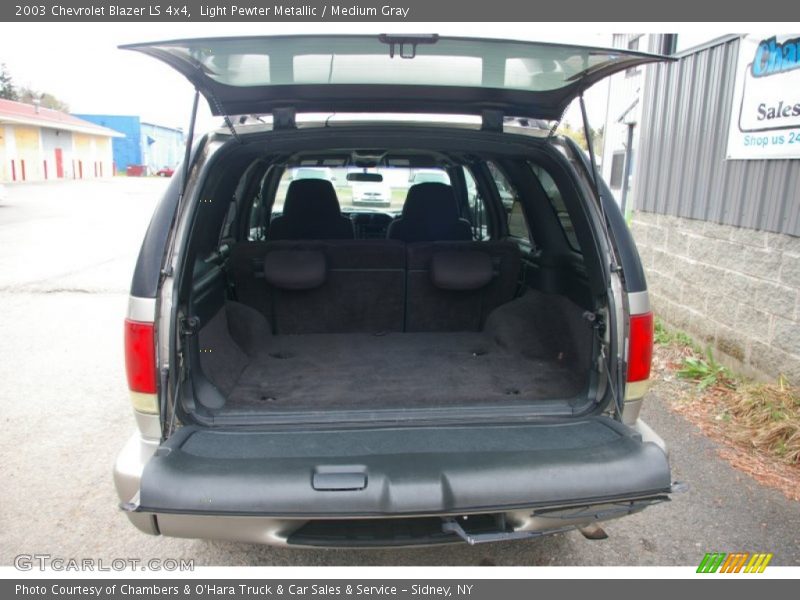 Light Pewter Metallic / Medium Gray 2003 Chevrolet Blazer LS 4x4