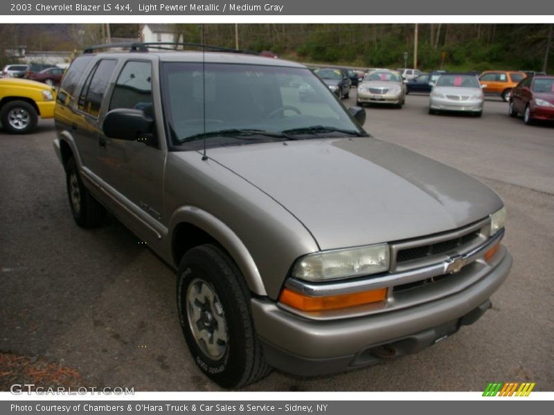 Light Pewter Metallic / Medium Gray 2003 Chevrolet Blazer LS 4x4