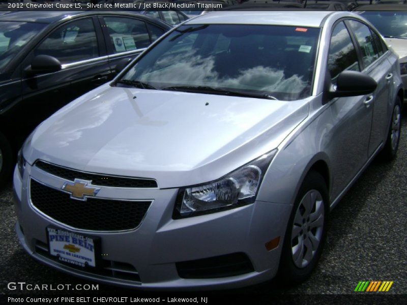 Silver Ice Metallic / Jet Black/Medium Titanium 2012 Chevrolet Cruze LS
