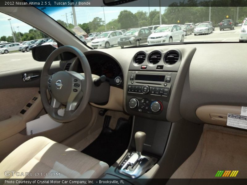 Tuscan Sun / Blonde 2012 Nissan Altima 2.5 S