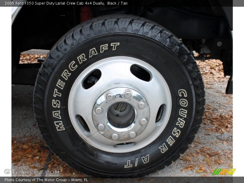  2005 F350 Super Duty Lariat Crew Cab 4x4 Dually Wheel