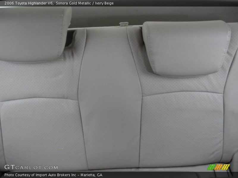 Sonora Gold Metallic / Ivory Beige 2006 Toyota Highlander V6