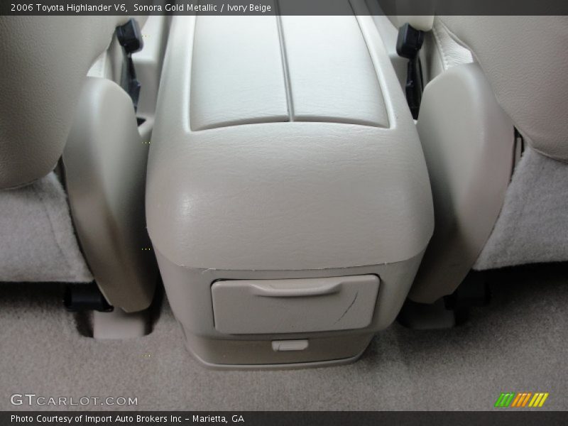 Sonora Gold Metallic / Ivory Beige 2006 Toyota Highlander V6