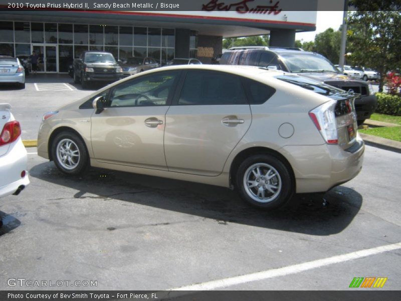 Sandy Beach Metallic / Bisque 2010 Toyota Prius Hybrid II
