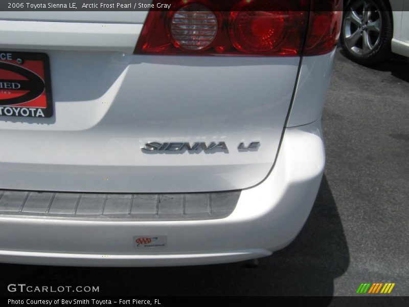 Arctic Frost Pearl / Stone Gray 2006 Toyota Sienna LE