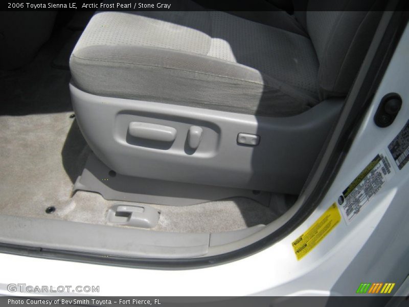 Arctic Frost Pearl / Stone Gray 2006 Toyota Sienna LE