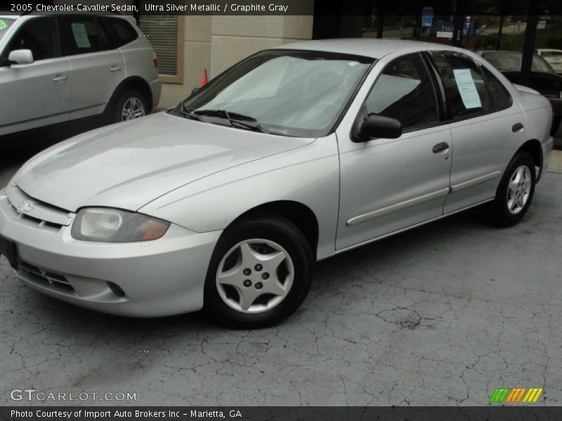 Ultra Silver Metallic / Graphite Gray 2005 Chevrolet Cavalier Sedan
