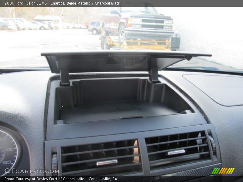 Charcoal Beige Metallic / Charcoal Black 2006 Ford Fusion SE V6