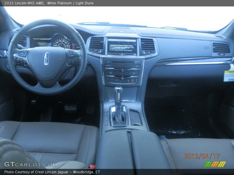 White Platinum / Light Dune 2013 Lincoln MKS AWD