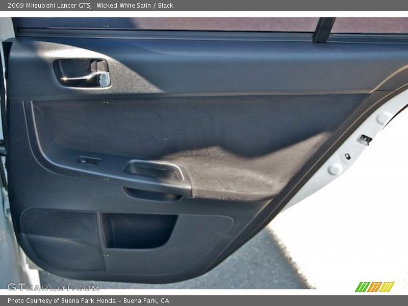 Wicked White Satin / Black 2009 Mitsubishi Lancer GTS