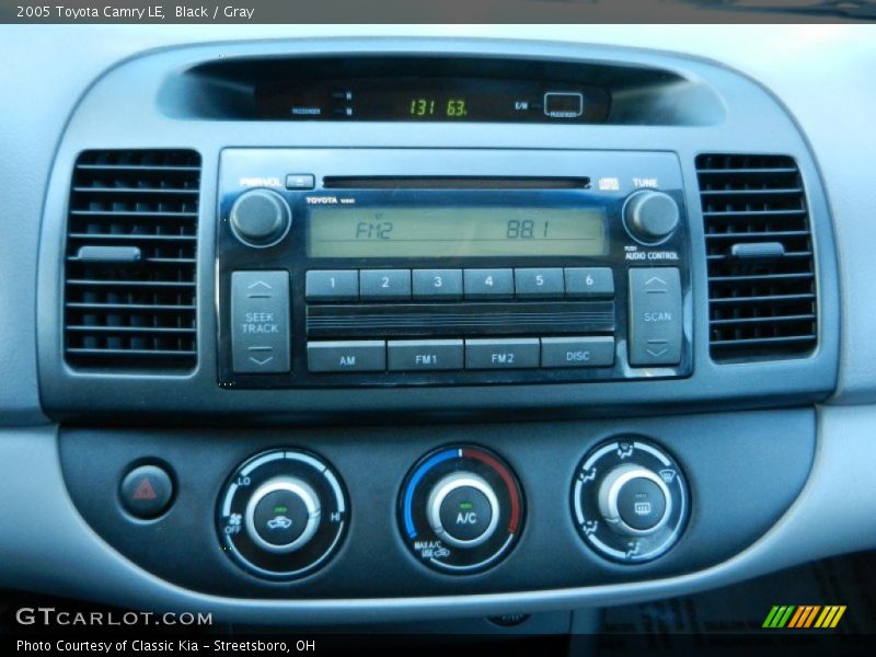 Black / Gray 2005 Toyota Camry LE