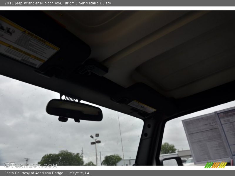 Bright Silver Metallic / Black 2011 Jeep Wrangler Rubicon 4x4