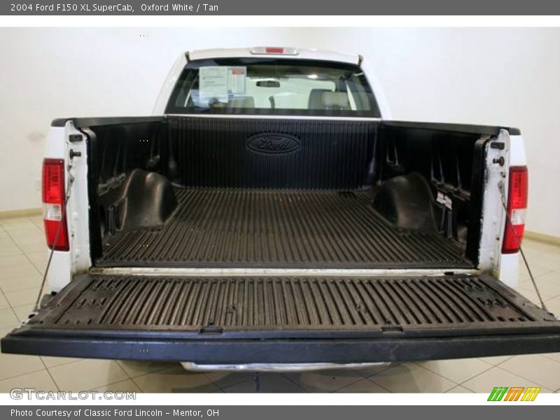 Oxford White / Tan 2004 Ford F150 XL SuperCab