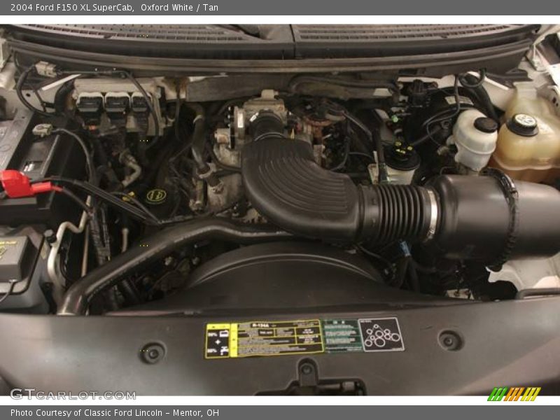 Oxford White / Tan 2004 Ford F150 XL SuperCab