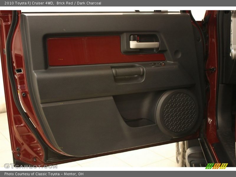 Brick Red / Dark Charcoal 2010 Toyota FJ Cruiser 4WD