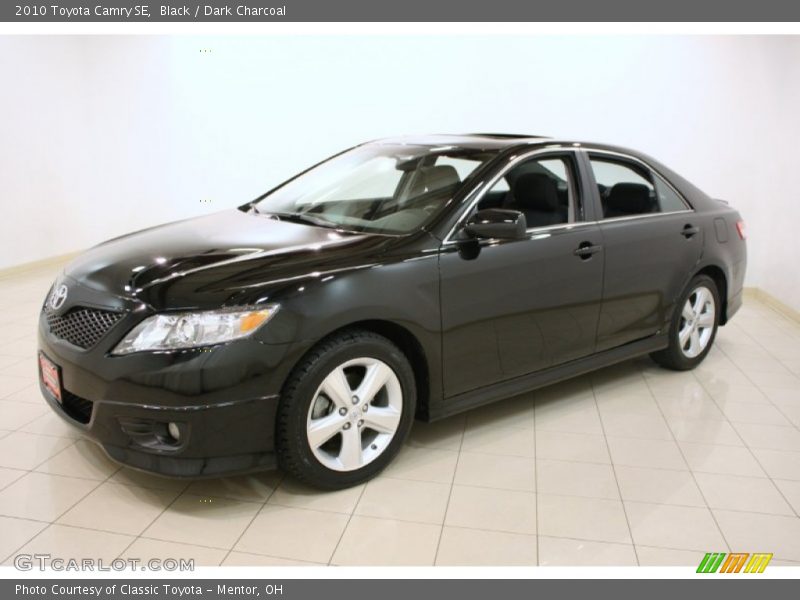 Black / Dark Charcoal 2010 Toyota Camry SE