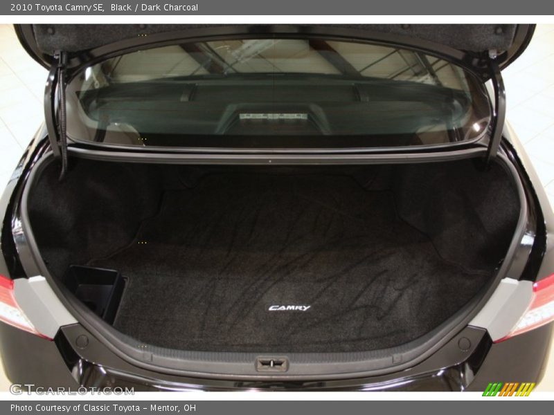 Black / Dark Charcoal 2010 Toyota Camry SE