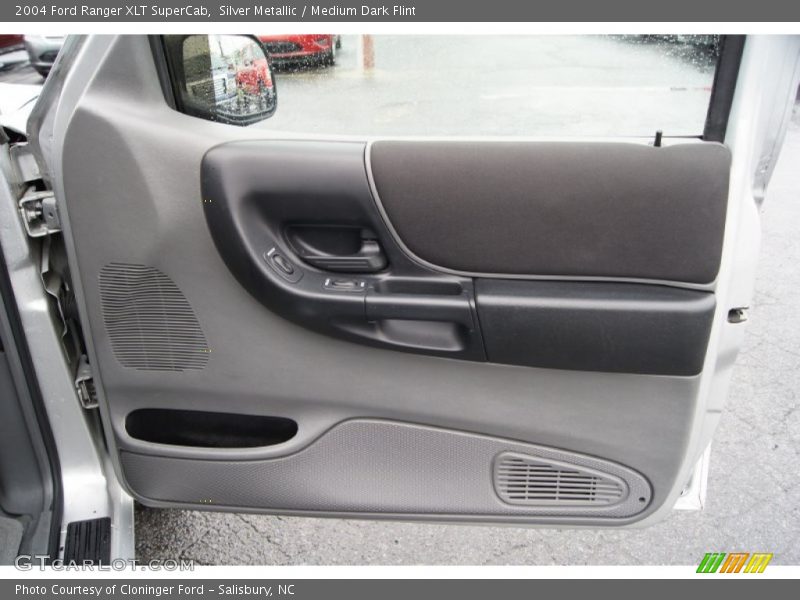 Silver Metallic / Medium Dark Flint 2004 Ford Ranger XLT SuperCab