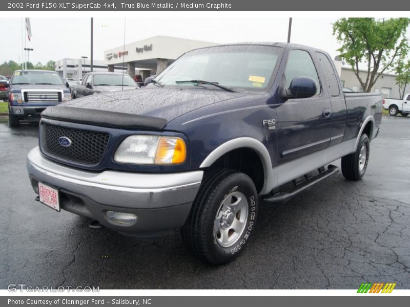 True Blue Metallic / Medium Graphite 2002 Ford F150 XLT SuperCab 4x4