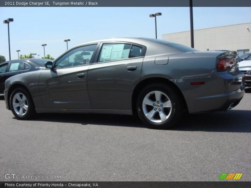 Tungsten Metallic / Black 2011 Dodge Charger SE