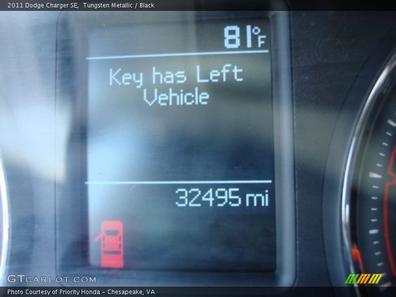 Tungsten Metallic / Black 2011 Dodge Charger SE