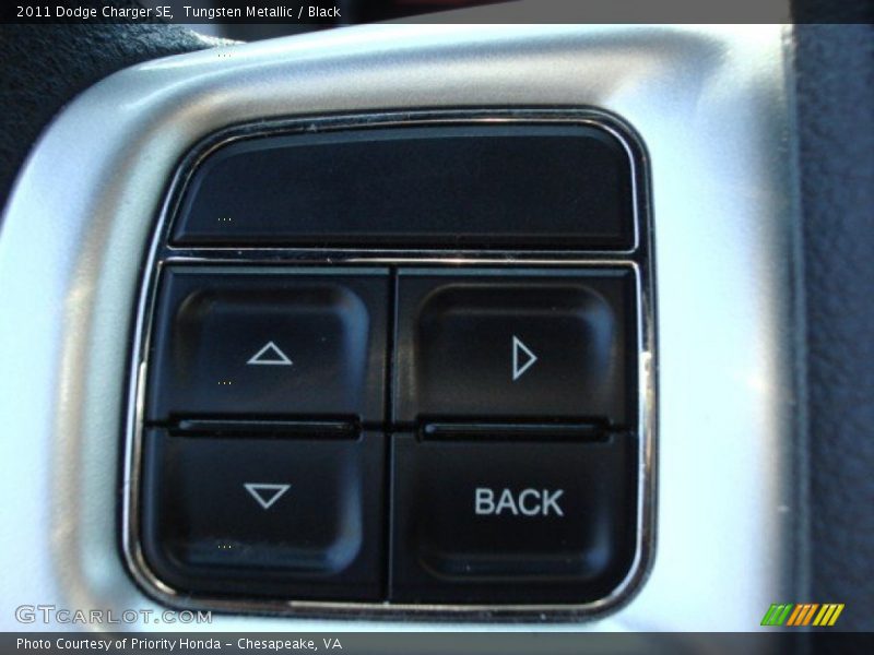 Tungsten Metallic / Black 2011 Dodge Charger SE