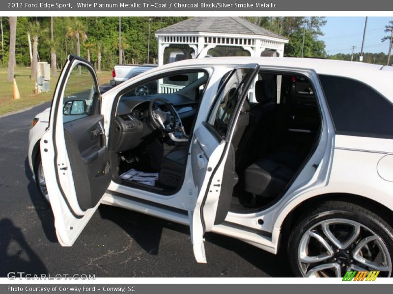 White Platinum Metallic Tri-Coat / Charcoal Black/Silver Smoke Metallic 2012 Ford Edge Sport