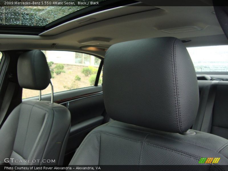 Black / Black 2009 Mercedes-Benz S 550 4Matic Sedan