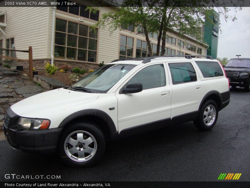 White / Taupe 2003 Volvo XC70 AWD