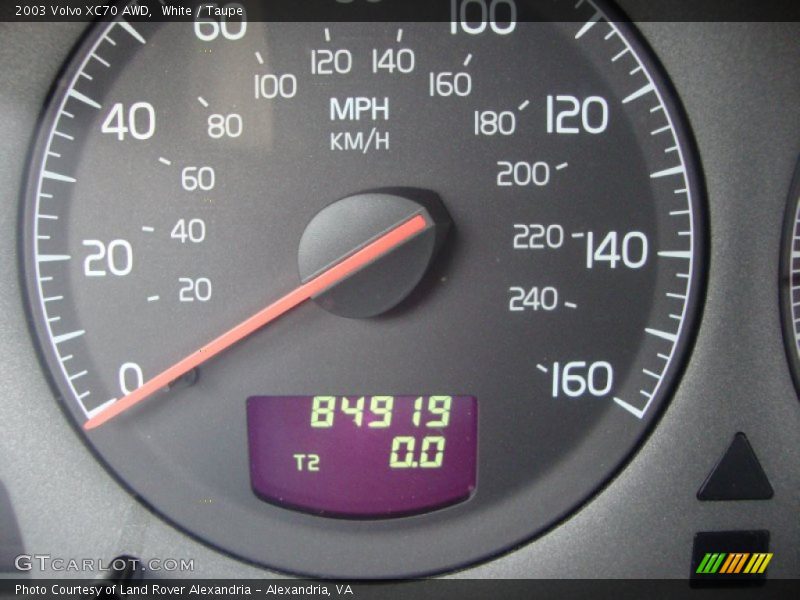 White / Taupe 2003 Volvo XC70 AWD