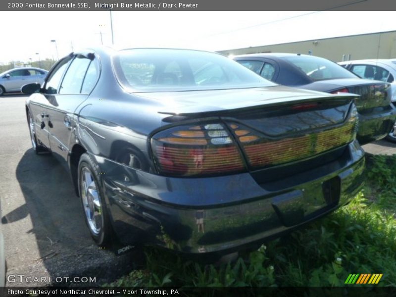 Midnight Blue Metallic / Dark Pewter 2000 Pontiac Bonneville SSEi