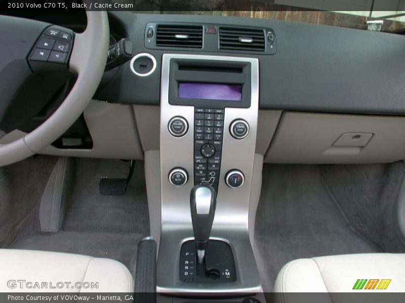 Black / Cacite Cream 2010 Volvo C70 T5
