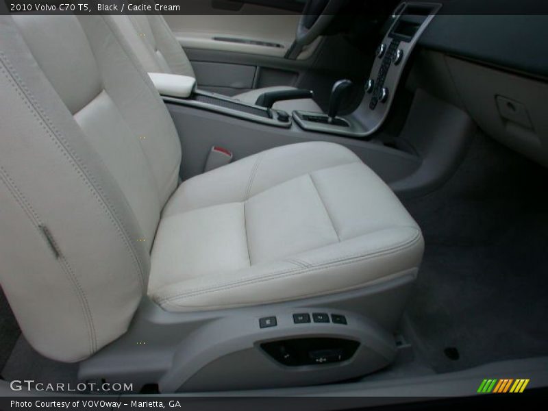 Black / Cacite Cream 2010 Volvo C70 T5