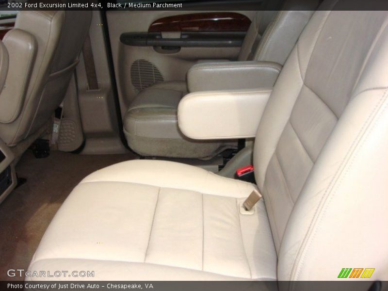 Black / Medium Parchment 2002 Ford Excursion Limited 4x4