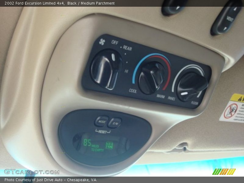 Black / Medium Parchment 2002 Ford Excursion Limited 4x4