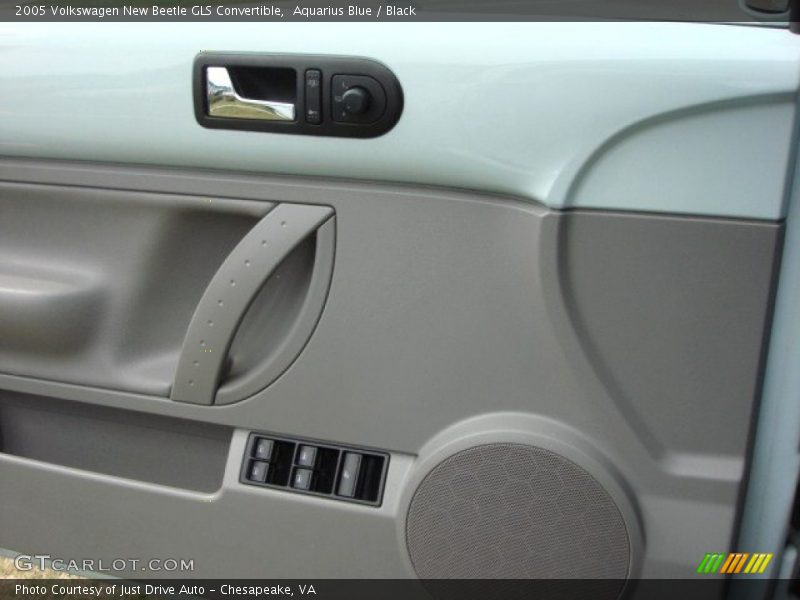 Aquarius Blue / Black 2005 Volkswagen New Beetle GLS Convertible