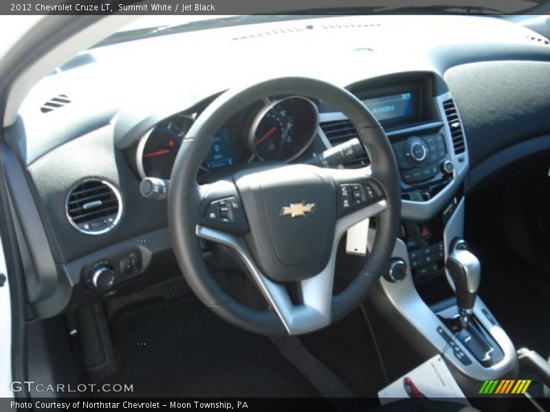 Summit White / Jet Black 2012 Chevrolet Cruze LT
