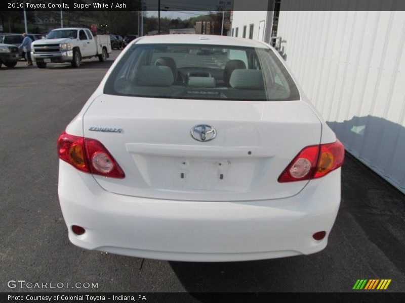 Super White / Ash 2010 Toyota Corolla