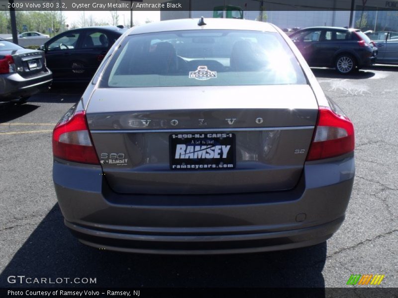 Oyster Gray Metallic / Anthracite Black 2009 Volvo S80 3.2