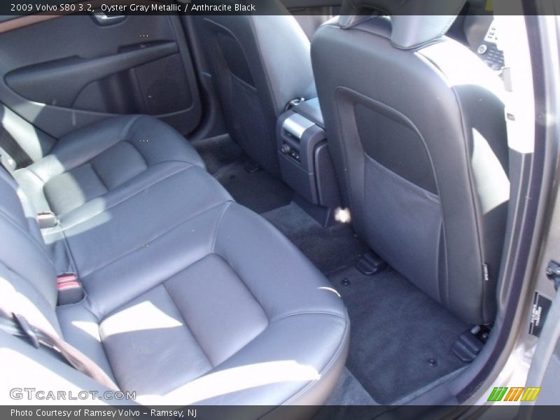 Oyster Gray Metallic / Anthracite Black 2009 Volvo S80 3.2