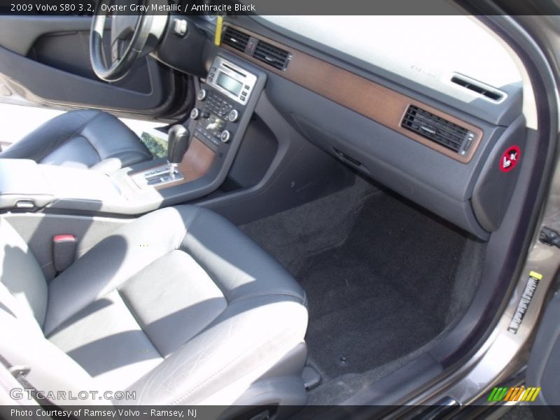 Oyster Gray Metallic / Anthracite Black 2009 Volvo S80 3.2