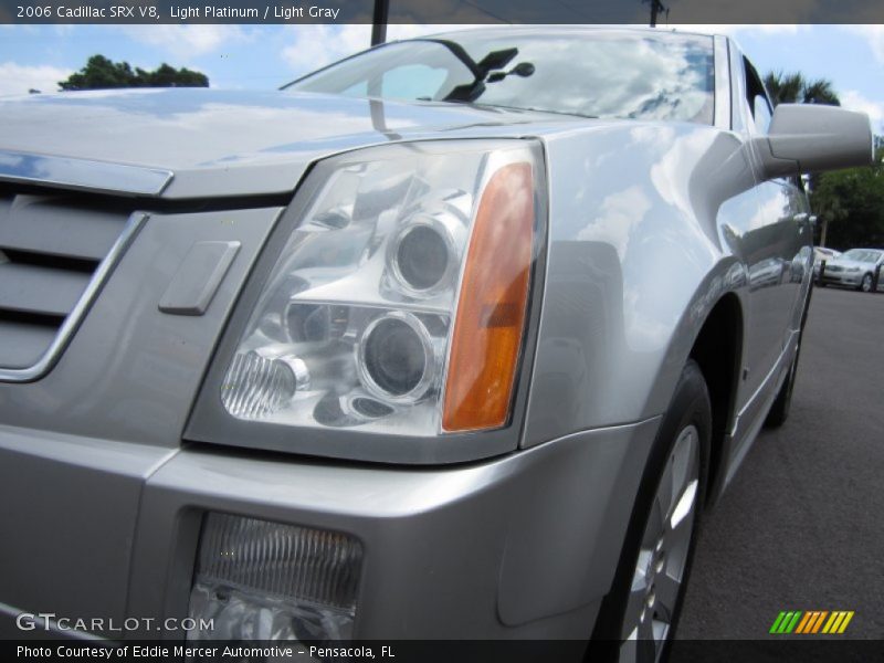 Light Platinum / Light Gray 2006 Cadillac SRX V8