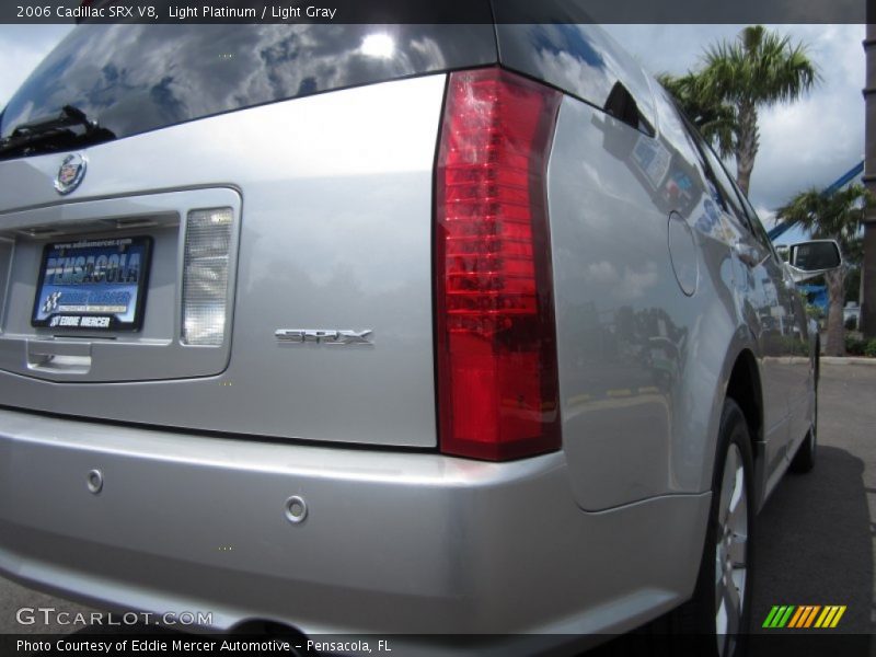 Light Platinum / Light Gray 2006 Cadillac SRX V8