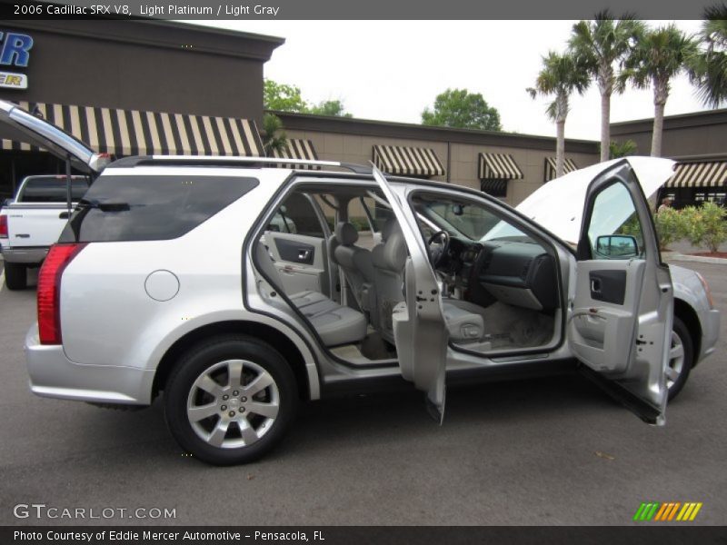 Light Platinum / Light Gray 2006 Cadillac SRX V8