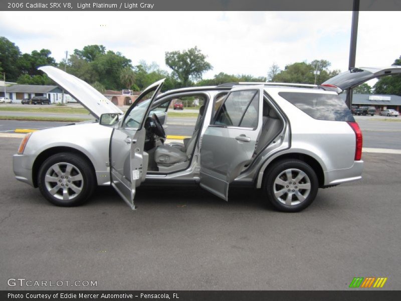 Light Platinum / Light Gray 2006 Cadillac SRX V8