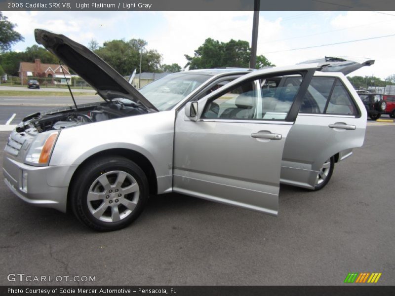 Light Platinum / Light Gray 2006 Cadillac SRX V8